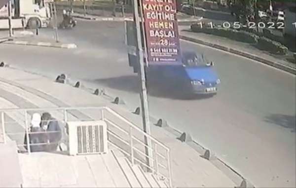 Sultanbeyli'de hafriyat kamyonu yunus polislerine çarptı: 1 polis şehit, 1 polis yaralı - İstanbul haber