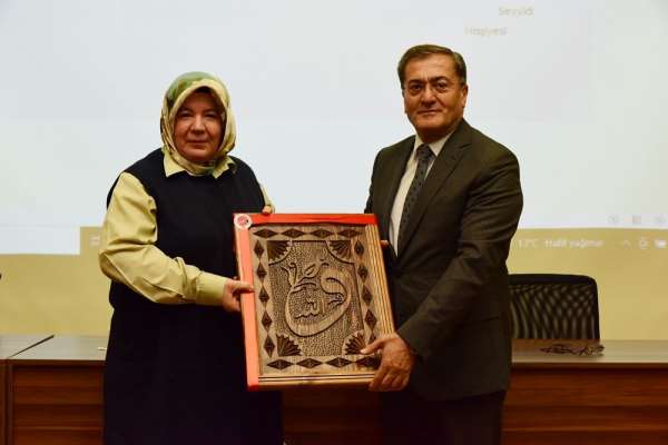 Kastamonu Üniversitesi'nde 'Arap Dili Neye Yarar: Medrese'den Fakülteye Bir Muhasebe' isimli söyleşi gerçekleş