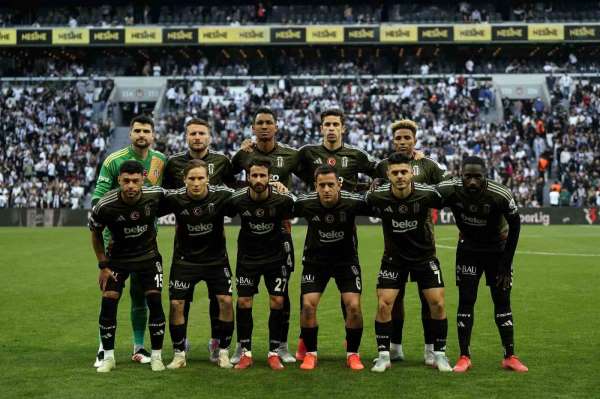 Solskjaer'den kadroda 3 değişiklik