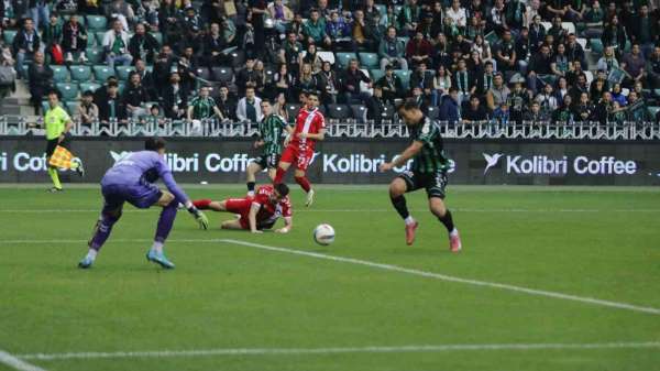 Trendyol 1. Lig: Kocaelispor: 4 - Ankara Keçiörengücü: 1