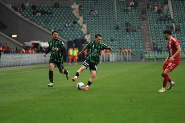 Trendyol 1. Lig: Kocaelispor: 4 - Ankara Keçiörengücü: 1