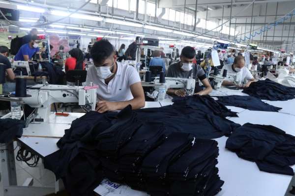 Bitlis'te 3 bin 600 kişi tekstil sektöründe istihdam ediliyor 