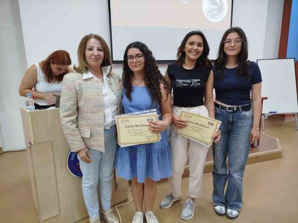 Akdeniz Üniversitesi'nde kadın öğrencilere bilimde liderlik desteği
