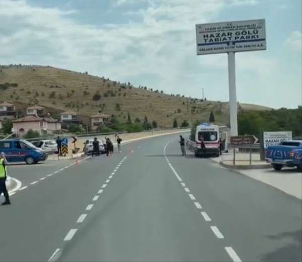 Elazığ'da trafik kazası: 3 yaralı