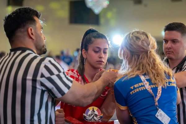 Eskişehirli sporcunun bileği Avrupa'da bükülmedi