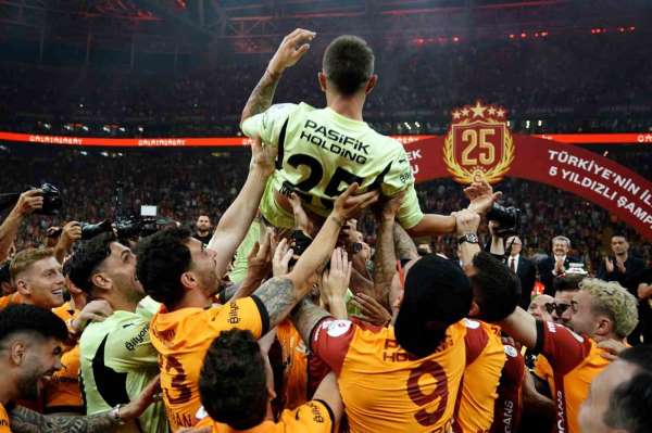 Fernando Muslera: 'Galatasaray'a veda etmiyorum çünkü Galatasaray benim evim'