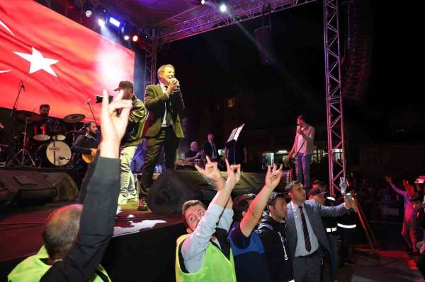 Samsun'da Mustafa Yıldızdoğan rüzgarı