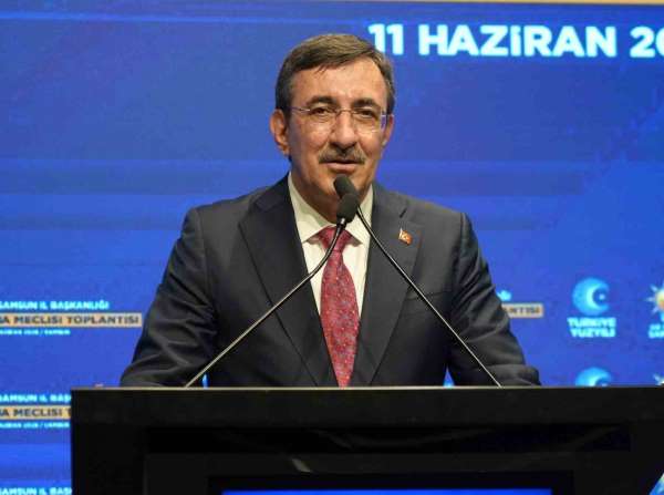 Cumhurbaşkanı Yardımcısı Yılmaz: 'Bir taraftan büyümeye devam ederken, enflasyonu düşürmek için de yoğun gayre