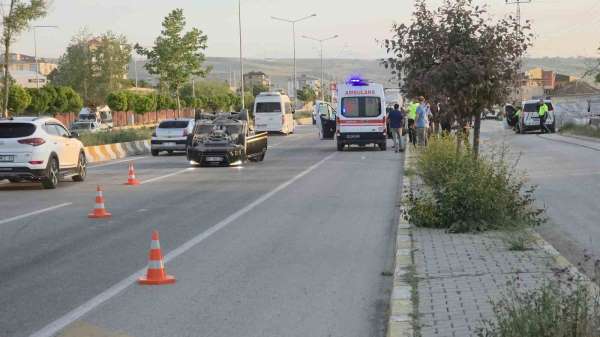 Van'da trafik kazası: 2 yaralı