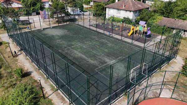 Düzce'de 14 amatör spor sahası yenileniyor