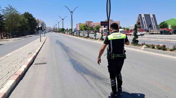 Karaman'da yola dökülen yağ kazaya neden oldu: 1 yaralı