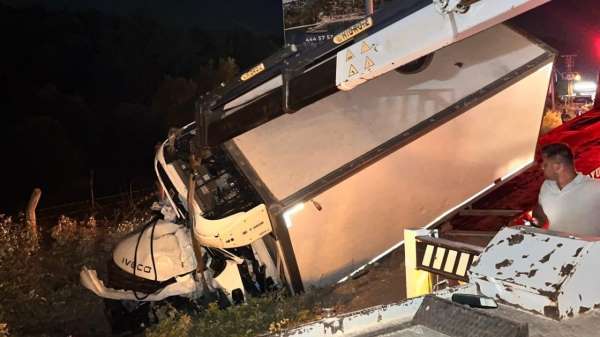 Milas'ta trafik kazası: 1 ölü, 1 ağır yaralı