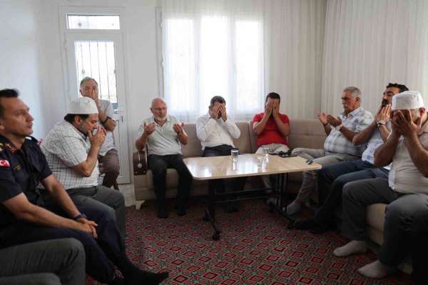 Şehit Murat Özkozanoğlu, şahadetinin 14'üncü yılında dualarla anıldı