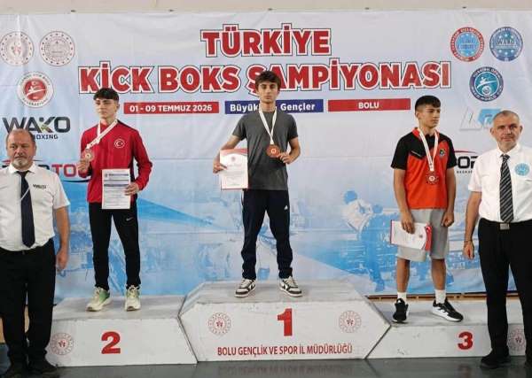 Erzincanlı Kick Boksçulardan Türkiye Şampiyonası'nda başarı