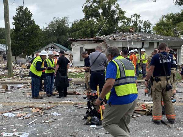 ABD'de şiddetli patlama: 3 kişi öldü, 39 ev hasar gördü