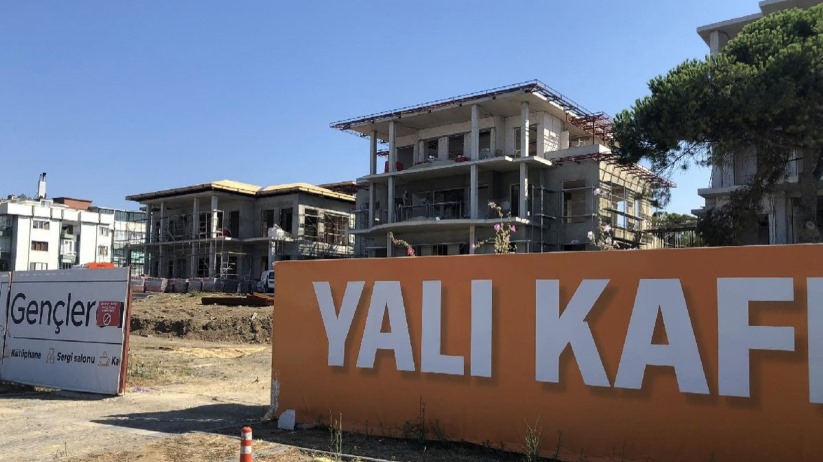 Albayrak: 'Yalı Kafe'de en eski onaylanan planlara geri döndük'