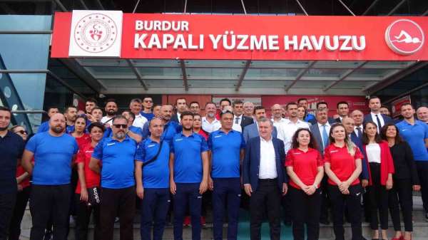 Gençlik ve Spor Bakanı Osman Aşkın Bak'tan, 'Şehir Buluşmaları' çerçevesinde Burdur'a ziyaret