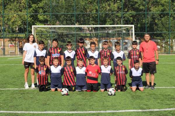 Odunpazarı'nın minik futbolcularının Eskişehirspor heyecanı