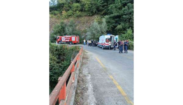 Samsun'da çocuğun kullandığı otomobil köprüden uçtu: 1 ölü, 3 yaralı