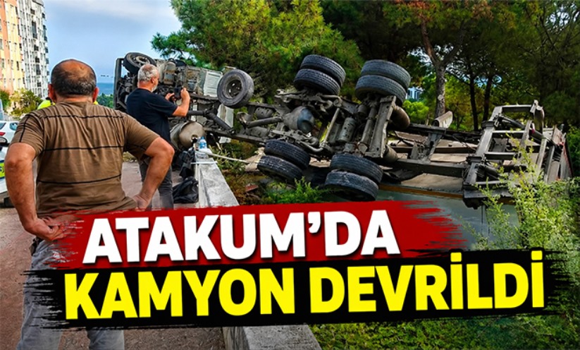 Atakum'da Kamyon Devrildi