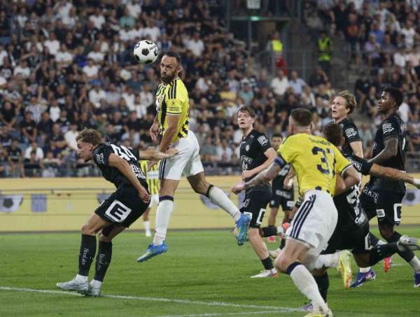 UEFA Şampiyonlar Ligi: Sturm Graz: 0 - Fenerbahçe: 1