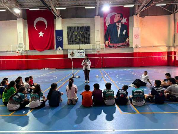 Yaz Spor Okulları'nda 256 çocuğa ağız diş sağlığı eğitimi verildi
