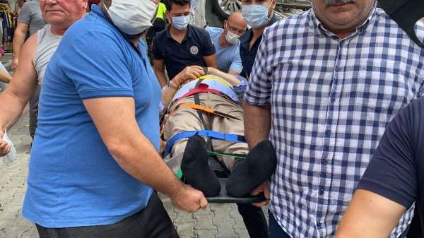 İstanbul'da feci kaza: Otomobil 20 metre sürüklendi