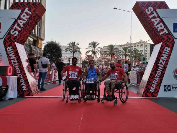 9 Eylül İzmir Yarı Maratonu rekor katılımla başladı - İzmir haber