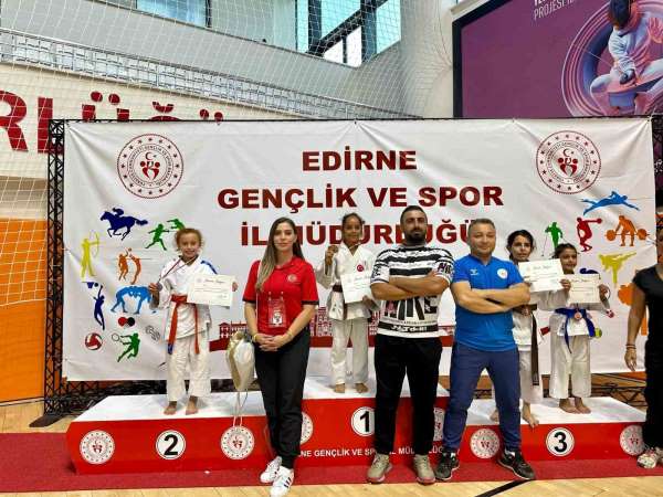 Edirne'de gururlandıran 'Sakarya' tablosu