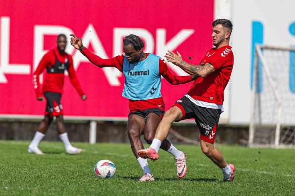 Samsunspor, ilk iç saha galibiyetine hazırlanıyor