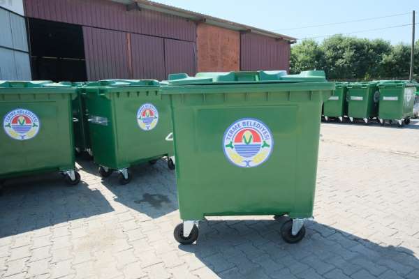 Terme'de çöp konteynerleri yenileniyor