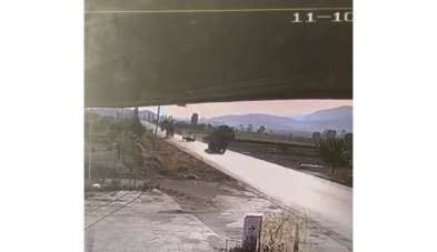 Burdur'da tırla, traktörün çarpıştığı kaza anı güvenlik kamerasında