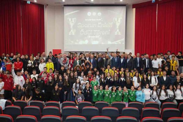 Kastamonu'da 'sporun enleri' ödüllendirildi