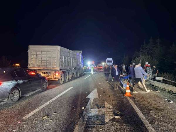 Kütahya'da zincirleme trafik kazası: 7 yaralı