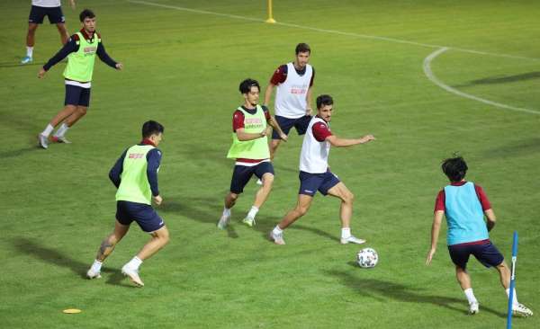 Alanyaspor 5 eksikle çalıştı