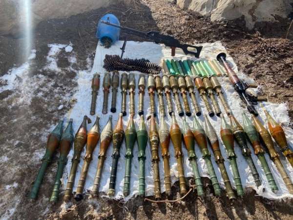 Van'da terör örgütüne ait silah ve mühimmat ele geçirildi