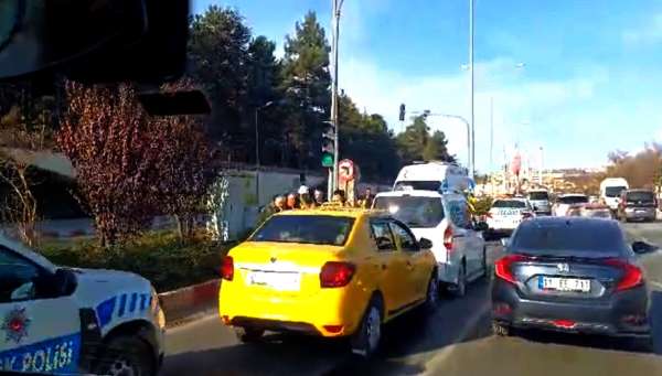 Bilecik'te meydana gelen trafik kazasında 2 kişi yaralandı