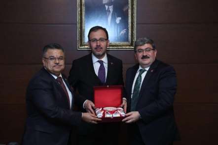 Başkan Can'dan spor yatırımları için müjde