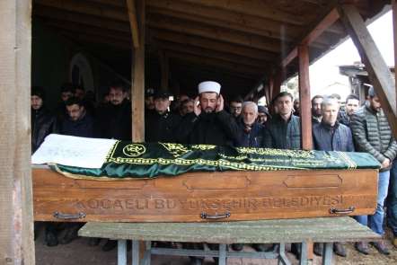 Motosiklet kazasında hayatını kaybeden genç son yolculuğuna uğurlandı