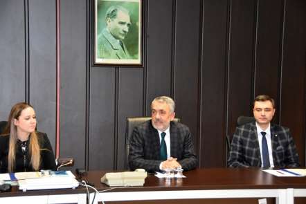Rektör Bilgiç: 'Hedefe ulaşmak için her yol mubah anlayışı insanı yoldan çıkarıy