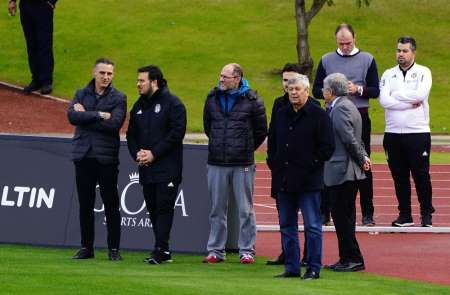Mircea Lucescu'dan Beşiktaş kampına ziyaret 