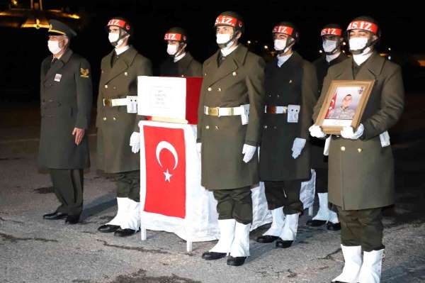 Hakkari'de şehit İslam Çiftçi için tören düzenlendi