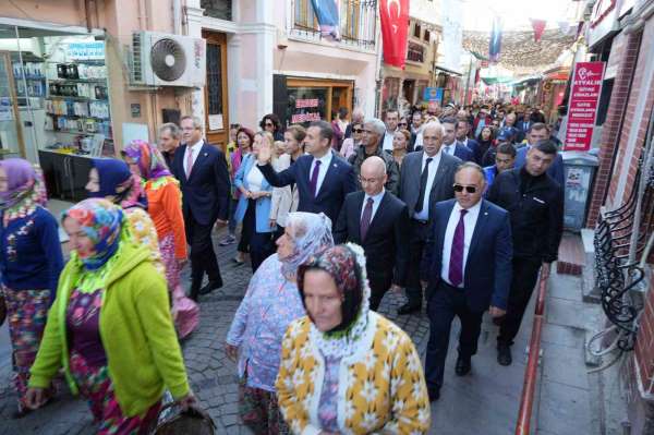 '19. Ayvalık Uluslararası Zeytin Hasat Festivali' başladı