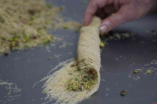 Diyarbakır'ın köklü tatlı firması 41'nci yıla özel fiyatlarda yüzde 50 indirime gitti