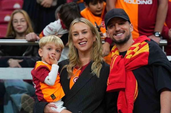 Dries Mertens ve ailesi, RAMS Park'ta