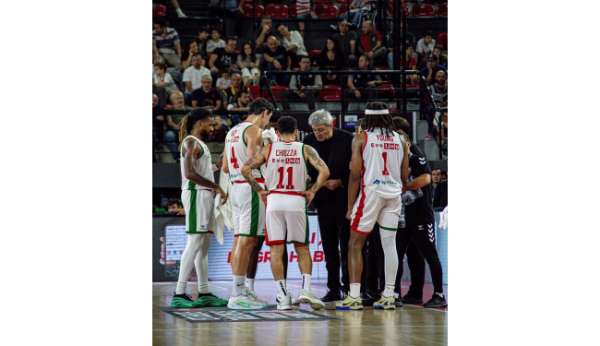 Karşıyaka'nın Basketbol Süper Ligi'ndeki rakibi Trabzonspor