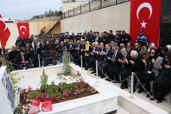 Emniyet Genel Müdüründen, şehit Verdi'nin kabrine ziyaret