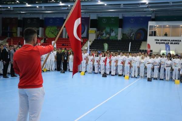 Salon Okçuluk Türkiye Kupası Samsun'da başladı 