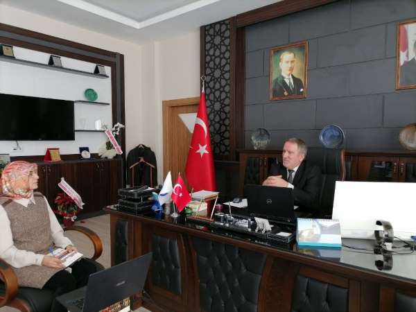 Bayburt Üniversitesinden 'İslam ve Kadın' konulu konferans