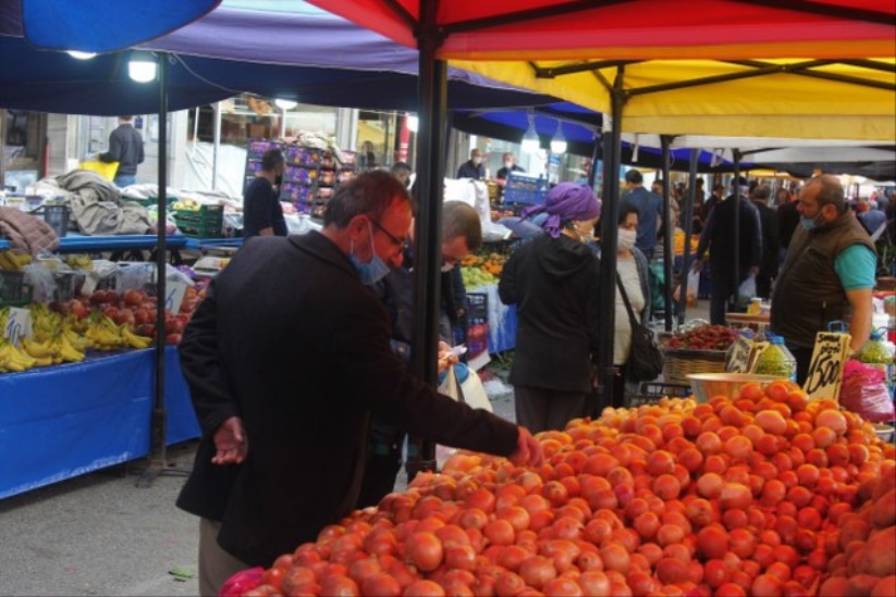 Samsun'da pazar fiyatları cep yakıyor